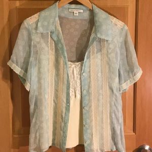 🦃🦃🦃. 2 for $20. 🦃🦃🦃. BANANA REPUBLIC Button Down with Camisole Sz. L